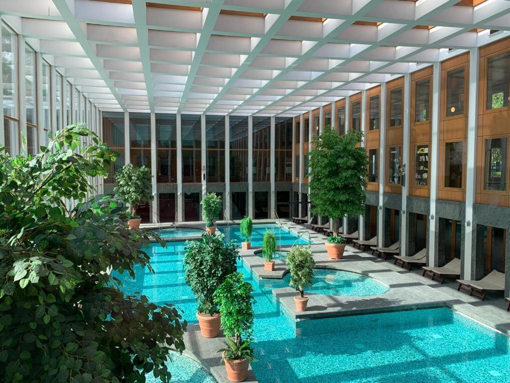 Neue Stillvolle Wohnung Im Steinbach Palais, Ideale Lage Bad Saarow Exterior foto